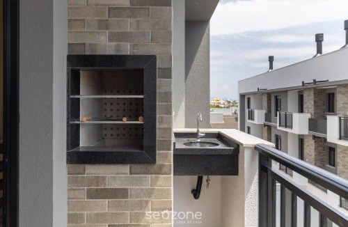 Cachoeira do Bom Jesus Apartment | Modern Apartment Near the Beach! - ATC0301