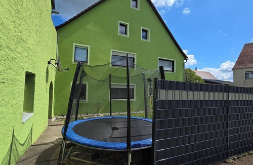 Colmberg Apartment | Modern apartment near Rothenburg - ideal for fitters & vacationers