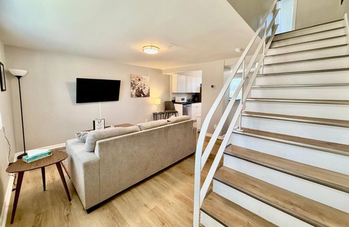 Joslyn Castle Apartment | Modern Apartment Steps from Blackstone & Dundee