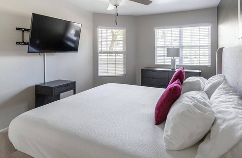 Moreno Valley Apartment | Modern Apartment in Prime Location (ID9904X36)