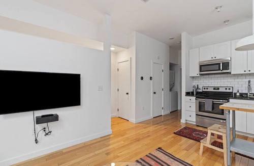 Monroe Ward Apartment | Modern Apartment- Walk to Convention Center- Deck- Off-Street Parking
