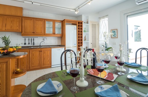 Son Baulo Apartment | Modern apartment with balcony overlooking the sea, in second line of beach