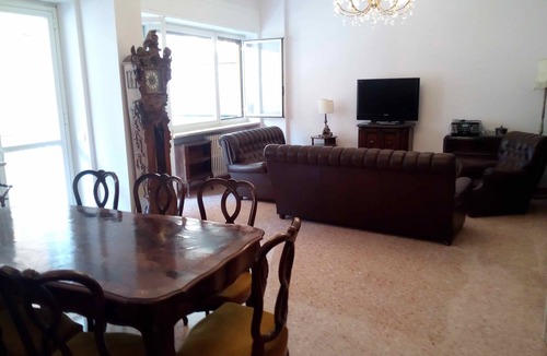Quartiere XXVIII Monte Sacro Alto Apartment | modern apartment with a classic flair close to amenities