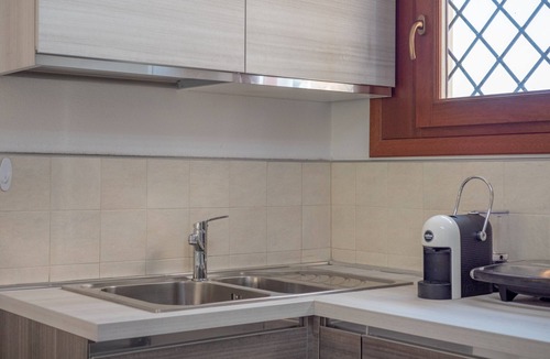 Budoni House | Modern Apartment with Air Conditioning and Garden; Pets Allowed