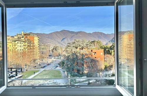 Como Apartment | Modern apartment with astonishing view. 2 mins by foot from city center and lake