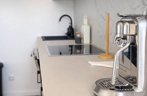 Barenkeller Apartment | Modern apartment with balcony & feel-good ambience