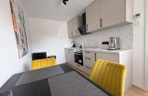 Barenkeller Apartment | Modern apartment with balcony & feel-good ambience