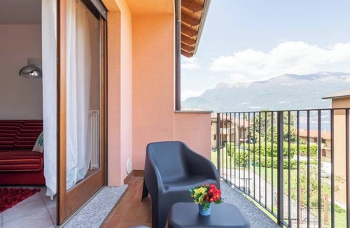 Bonzeno Apartment | Modern apartment with balcony-garage-and pool