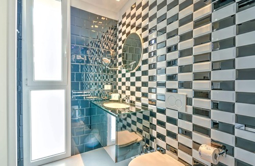 Viserbella Apartment | Modern Apartment with Spa in Rimini Italy