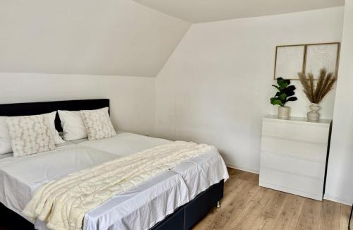 Sohlbach Apartment | Modern apartment with terrace & parking