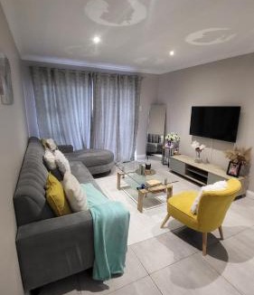 Port Elizabeth Apartment | Modern apartments