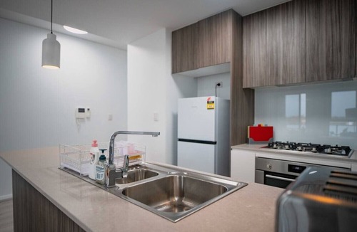 Rouse Hill Apartment | Modern Apt in Rouse Hill | Close to Train Station