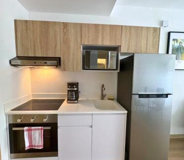 Zona 4 Apartment | Modern Apt in Zone 4 - Art District