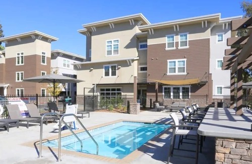 Chico Apartment | Modern Apt Upgraded Amenities + Pool Near CSU