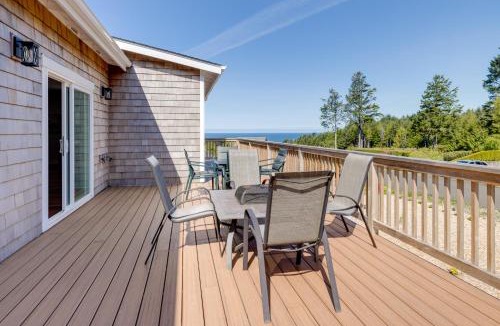 Arch Cape House | Modern Arch Cape Home: Ocean View, Steps to Beach!