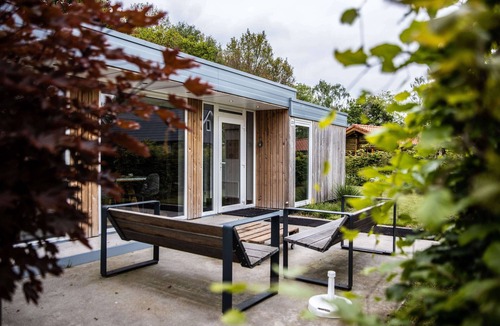 Linde Villa | Modern & attractive holiday bungalow 23 (8 to 9 people).