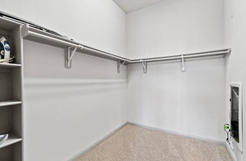 Montopolis Apartment | Modern Austin 2BR 2B Apt with Pool Parking & WIFI