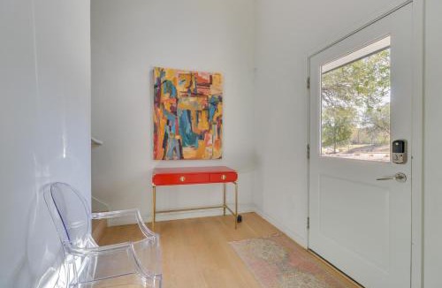 Barton Hills House | Modern Austin Home w/Yard ~ 1 Mi from ACL!