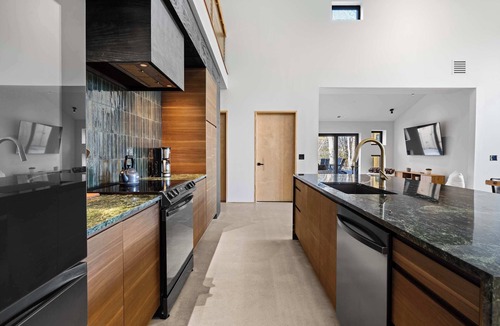 Stratton Mountain House | Modern Barn House | Stratton Mountain Retreat