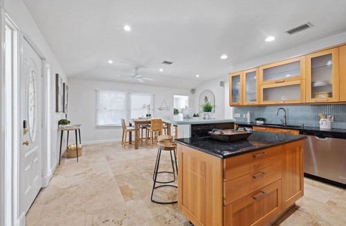 Ilexhurst House | Modern Beach House: 200 Steps to Gulf Sand + Private Heated Pool
