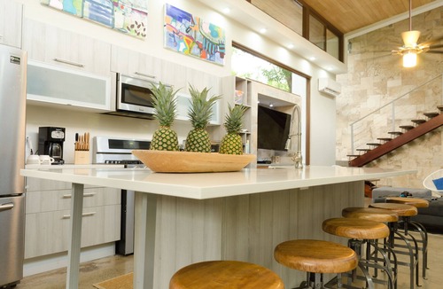 Coco Villa | Modern beach Villa - Property can accommodate up to 16 pp - close to the beach