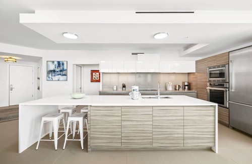 Destin Condo | Modern Beachfront Condo w/Luxe Amenities🌊🌴☀