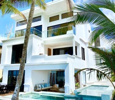 Playa Hermosa Apartment | Modern Beachfront Paradise - Hermosa Palms 8