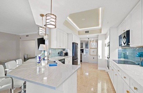 Gulf Pines Apartment | Modern Beachfront Condo With Stunning Views
