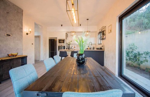 Kamenari Villa | Modern beachfront villa in the Boka Bay