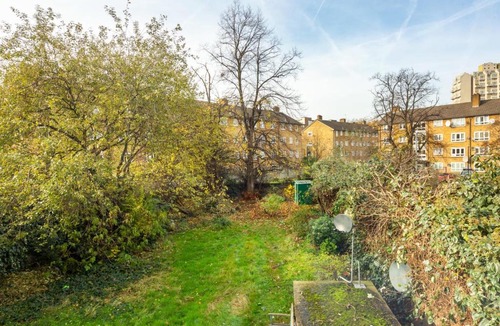 Stockwell Apartment | Modern & Beautiful 2 Bed Apartment in Stockwell
