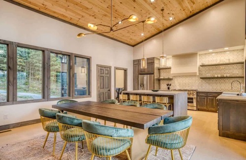 Epworth Cabin | Modern Blue Ridge Cabin Hot Tub & Ping Pong