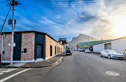 Salt River Bed & Breakfast | Modern Boho Loft- Observatory