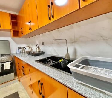 Bole Apartment | Modern Bole stay with city views, walk to airport