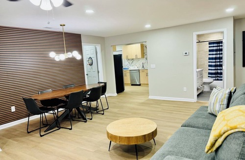 Mableton House | Modern Brick Ranch Retreat NEW Renovation