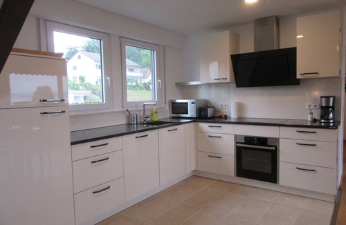 Unteruhldingen Apartment | Modern, bright 2-room apartment, 150m to the lake