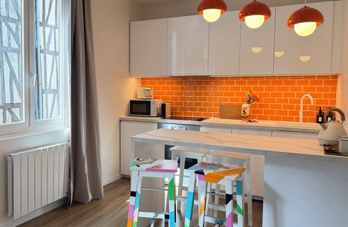 Rouen City Centre Apartment | Modern & Bright Pop'appart in the heart of Rouen