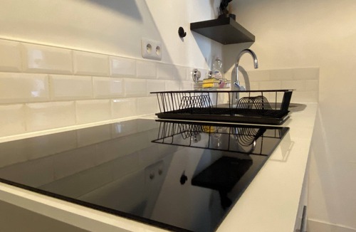 La Villette Apartment | Modern & Bright T2 Two Steps from the Old Port!