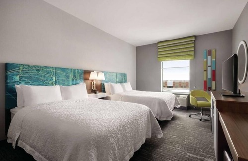 Brooklyn Park Hotel | Modern Brooklyn Park Stay with Pool & Complimentary Breakfast l 2 Rooms