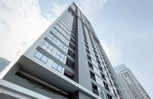 Semanggi Apartment | Modern Brown Toned Studio At Ciputra World 2 Apartment
