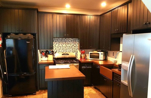 Fredericktown Cabin | Modern Cabin Suite Perfect for a Family Getaway Nestled A Stone's Throw From Columbus, Ohio