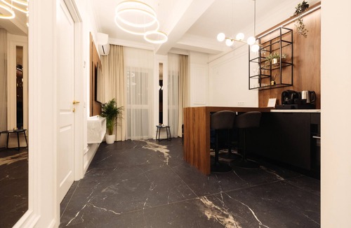 Baia Mare Apartment | Modern&central apartment with a gorgeous bathtub inside one of the two bedrooms.