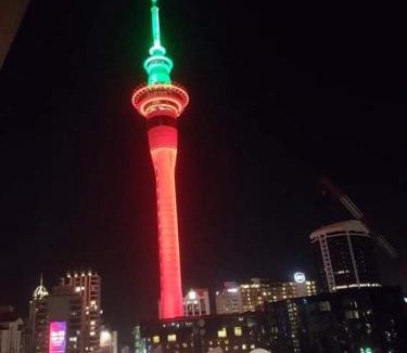 Auckland Central Business District Apartment | Modern, Central City, Penthouse Floor Apartment.