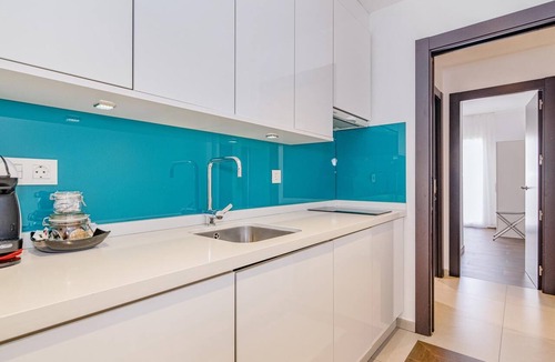 Centro - Sagrario Apartment | Modern, centrally located and with free car park