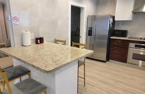 North Miami Beach House | Modern Ceramic Retreat Newly Remodeled 2BR 2BA
