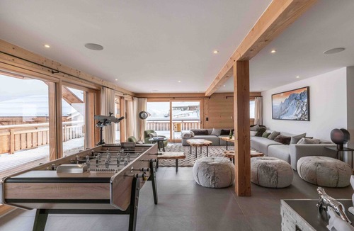 Combloux Ski Chalet | Modern chalet in Combloux with pool and wellness area