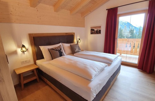 Hochkrimml House | Modern chalet with mountain view, sauna, and close to the slopes