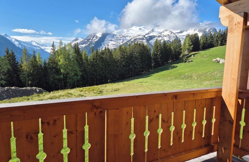 Hochkrimml House | Modern chalet with mountain view, sauna, and close to the slopes