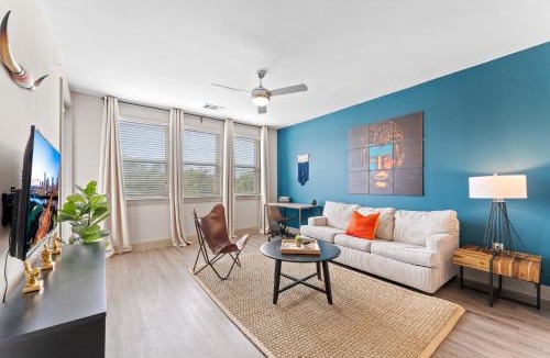 Montopolis Apartment | Modern & Chic 1BR Luxury Apts Close to Downtown & Airport