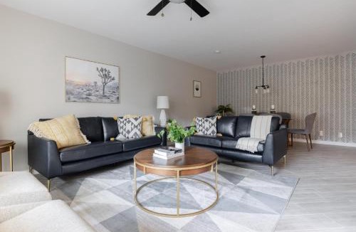 Encanto House | Modern Chic Condo In Midtown w Pool & Hot Tub