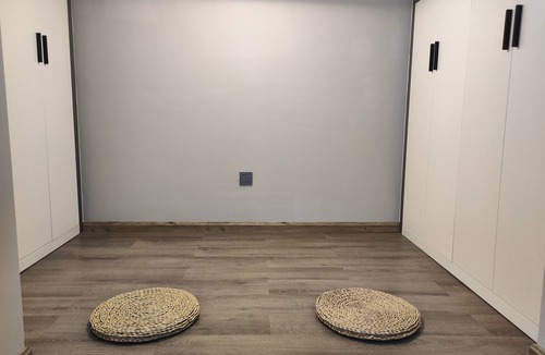 Guandu Apartment | Modern Chic Loft Apartment in Kunming City Center - Sleeps 4 Max